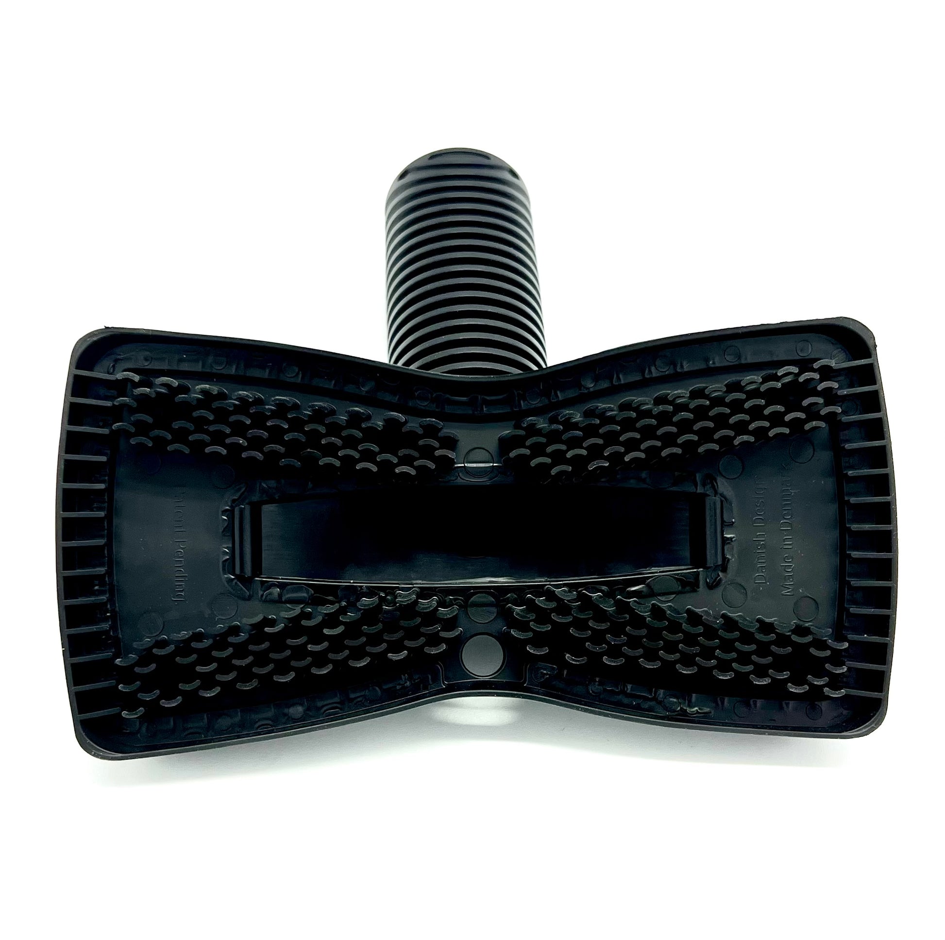 Hammerhead vacuum attachment for pet fur removal tool